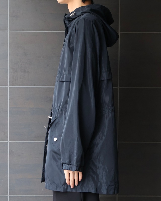 fly front nylon hooded parka