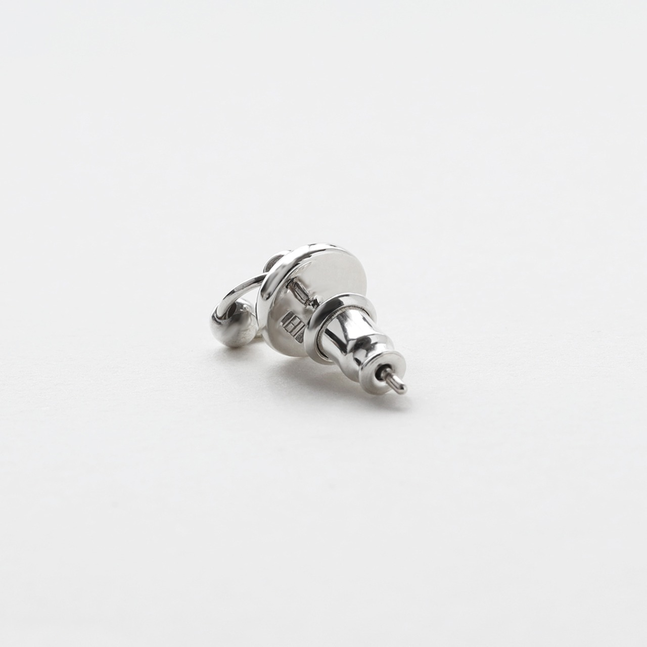 O earring 01