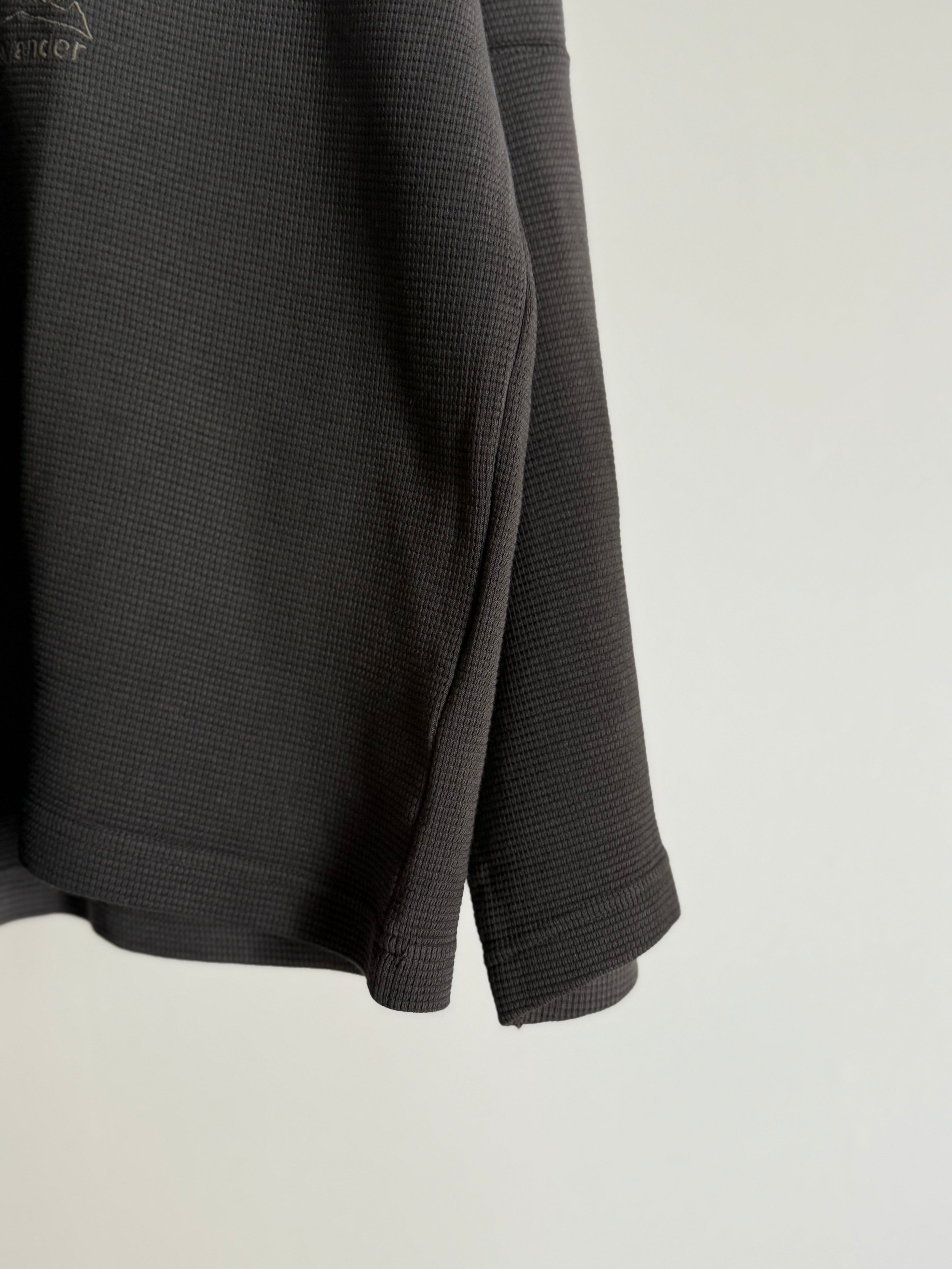 ROA×and wander 【garment dye waffle pocket tee】 | LARGE LAB TOWN