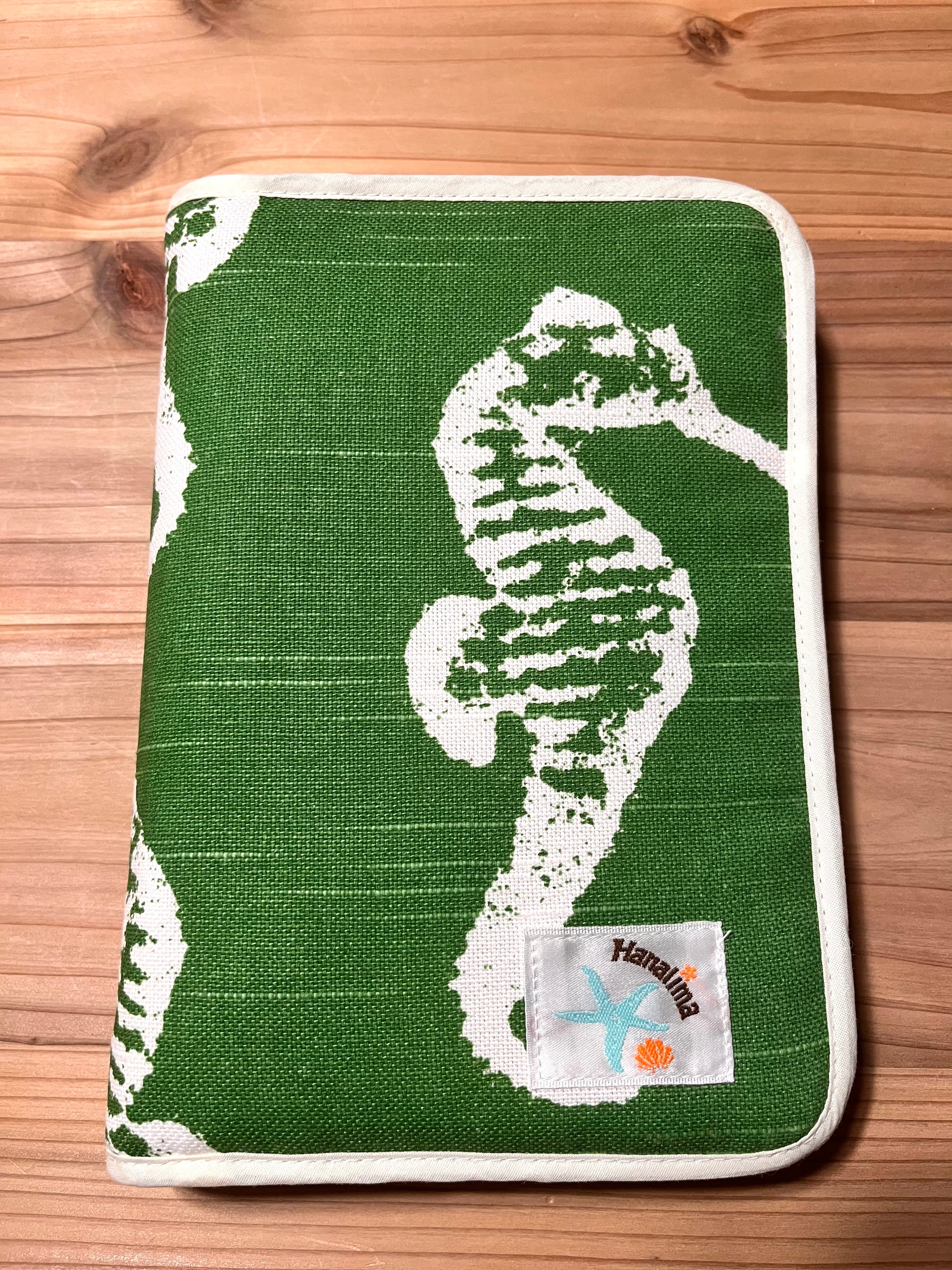 Amazon.co.jp: 青と白の鋳鉄タツノオトシゴ 装飾壁フック 海の生き物