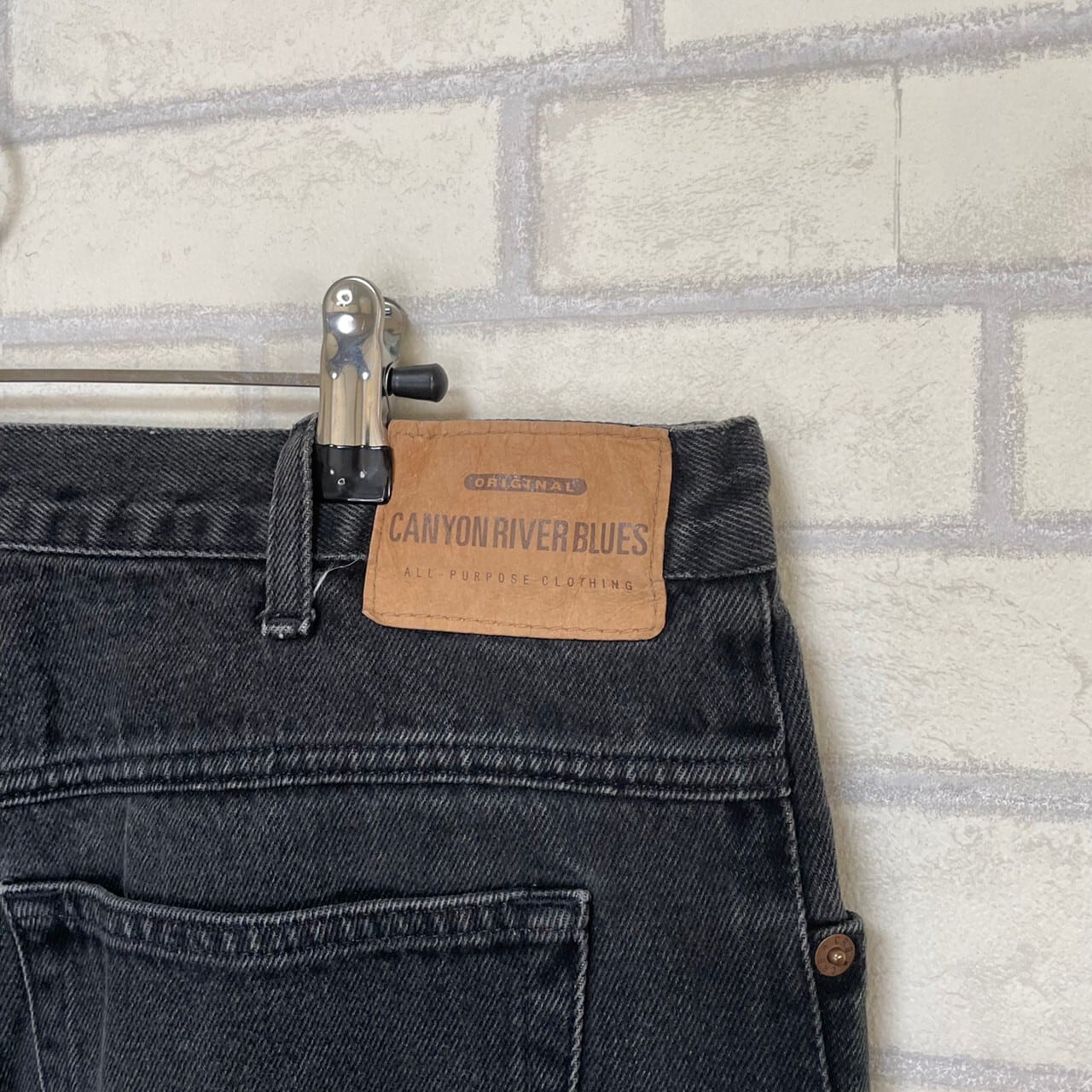 W36×L30】CANYON RIVER BLUES ブラックデニムパンツ 革パッチ | 古着屋 