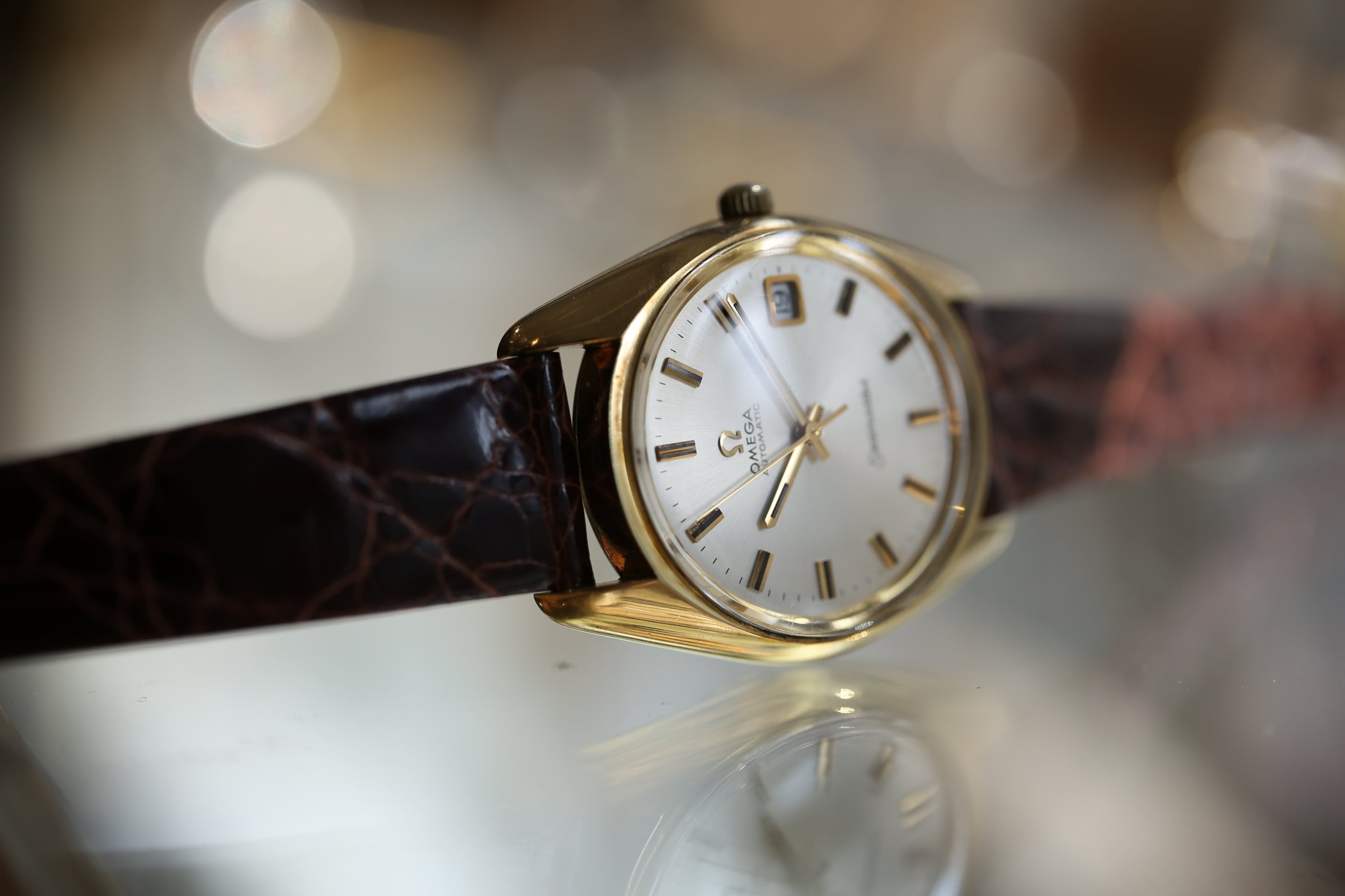 OMEGA】1969年製 シーマスターデイト ストリームラインケース 金張り