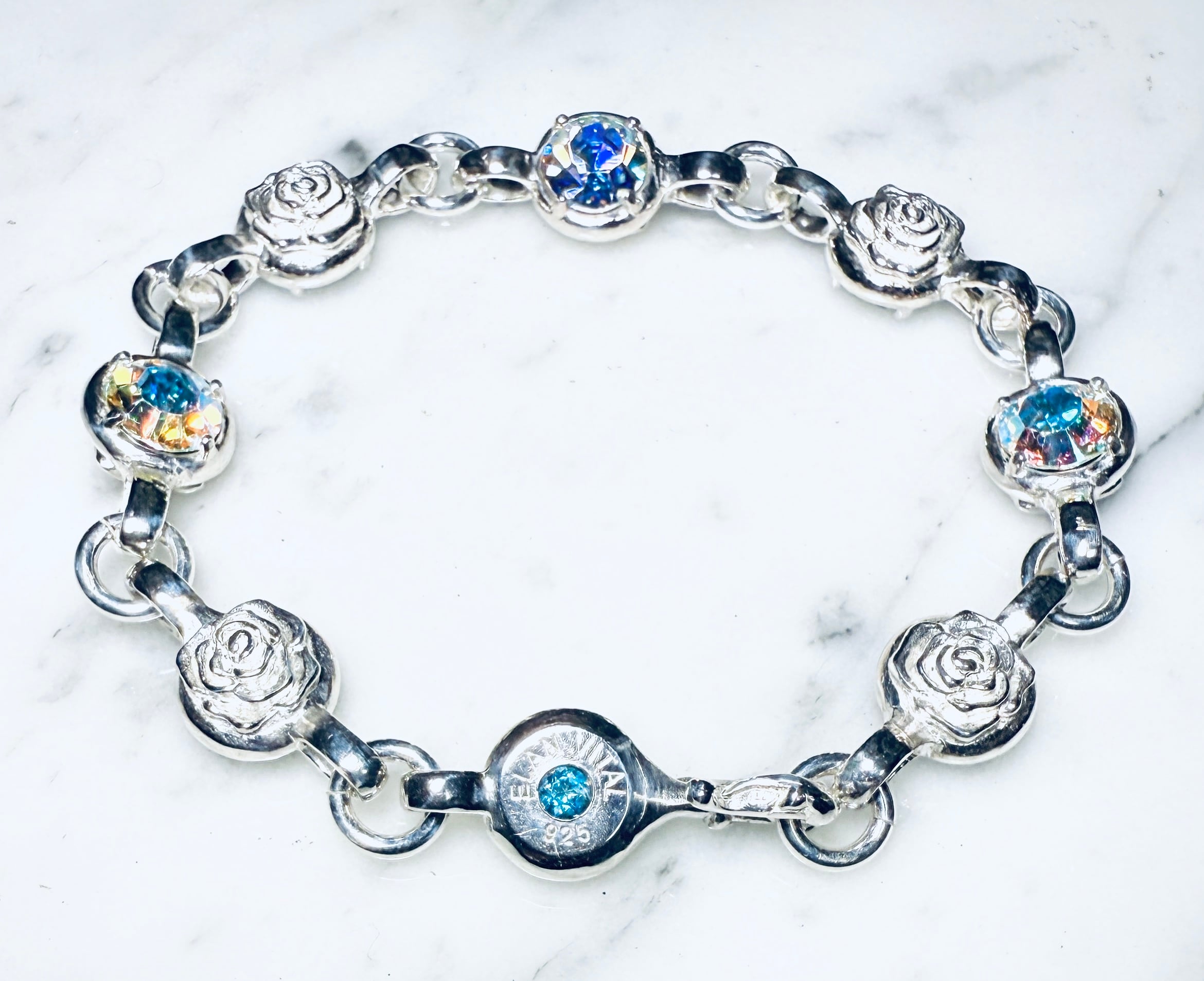 Elan Vital by BLUE ROSE KIYO | BLUE ROSE