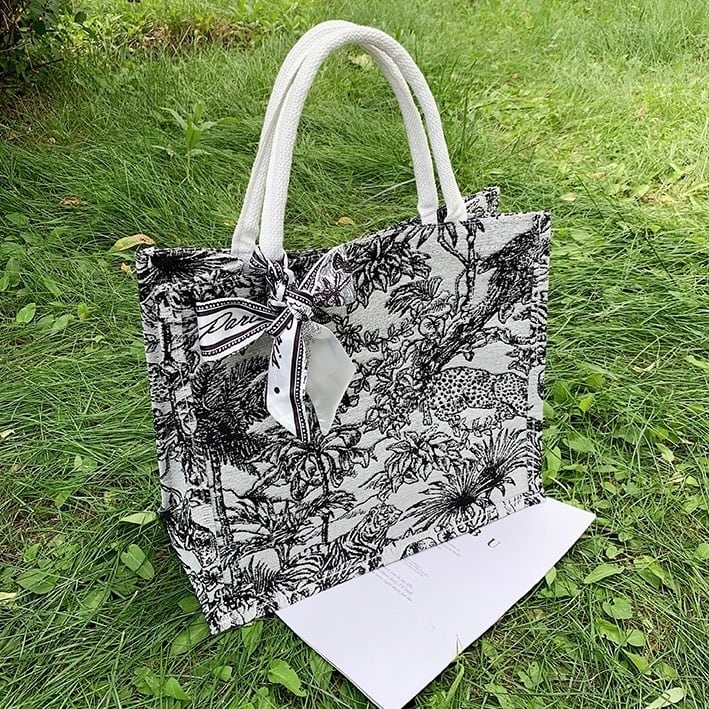 スカーフ付きエレガントトートバッグ［brm300］ | bRoom.（ブルム）