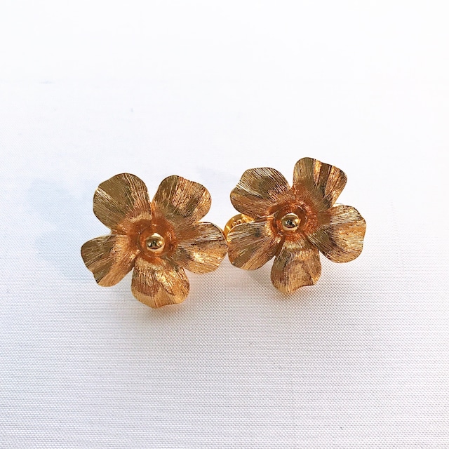 Shell flower pierce/earrings