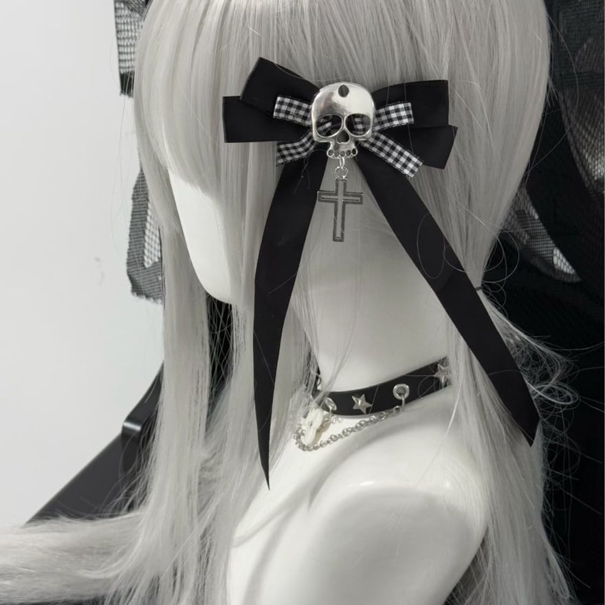 地雷系ヘアクリップ スカル×クロスリボンのゴシックアクセ | ロリータ