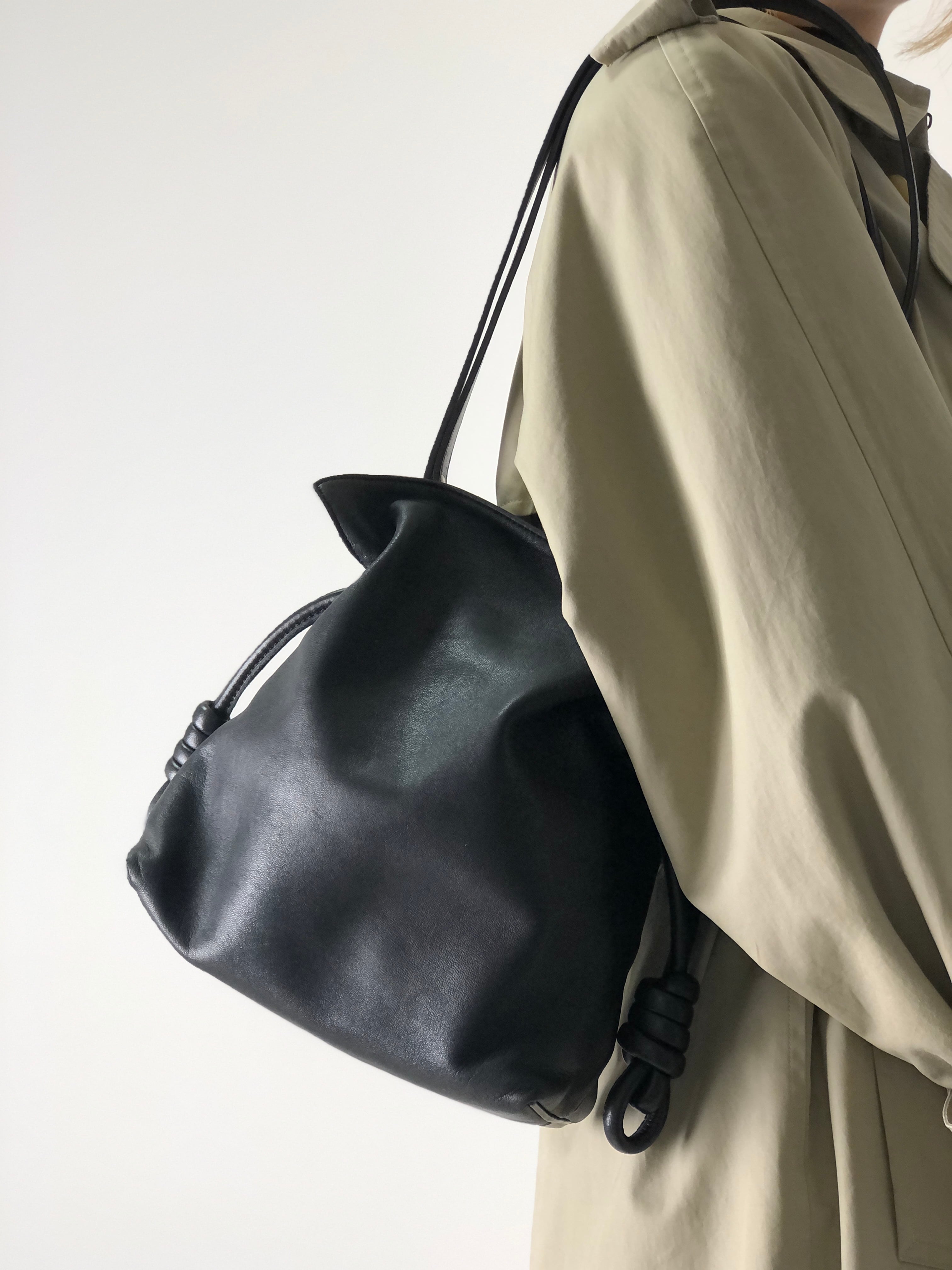 LOEWE ロエベ フラメンコノット アナグラム レザー 巾着 ドロー