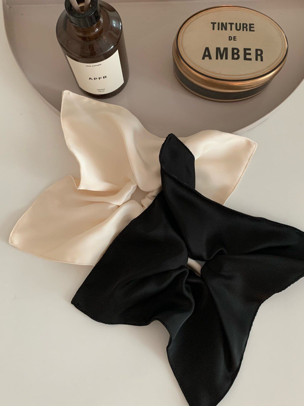 square hair scrunchie【 2color 】No.Z137 | o n e m a r k e t