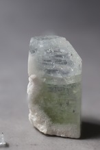グリーンアポフィライト 「川のせせらぎ」Green Apophyllite ◇ 天然石・鉱物・パワーストーン・原石 | st00380