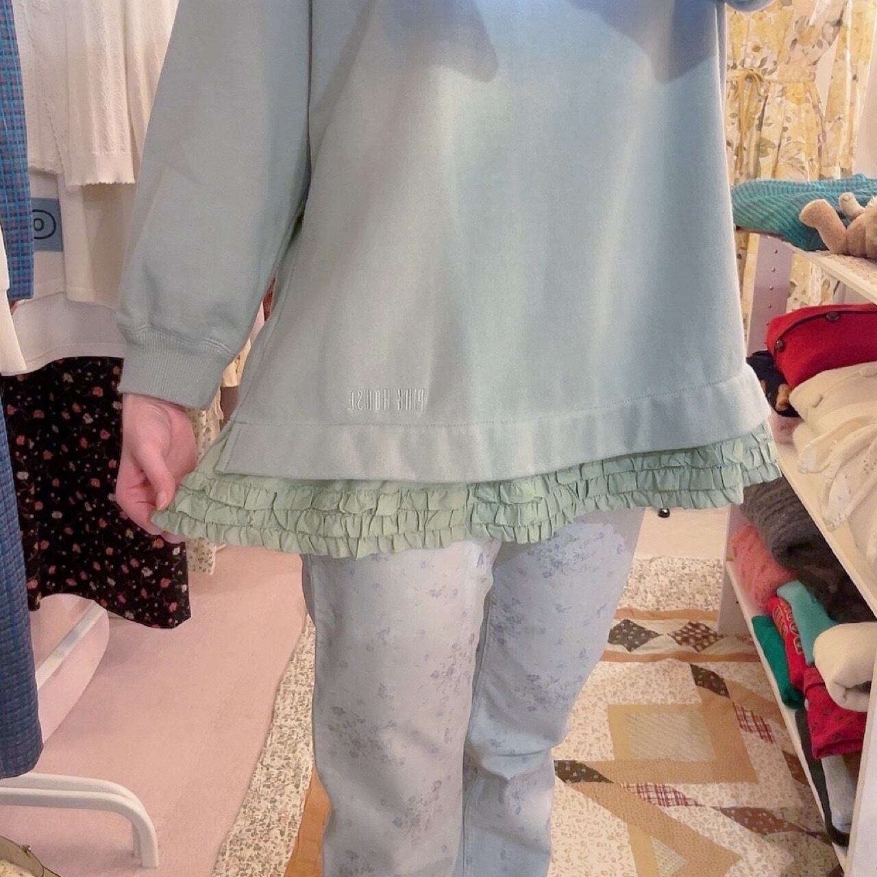 lace ribbon layered sweat