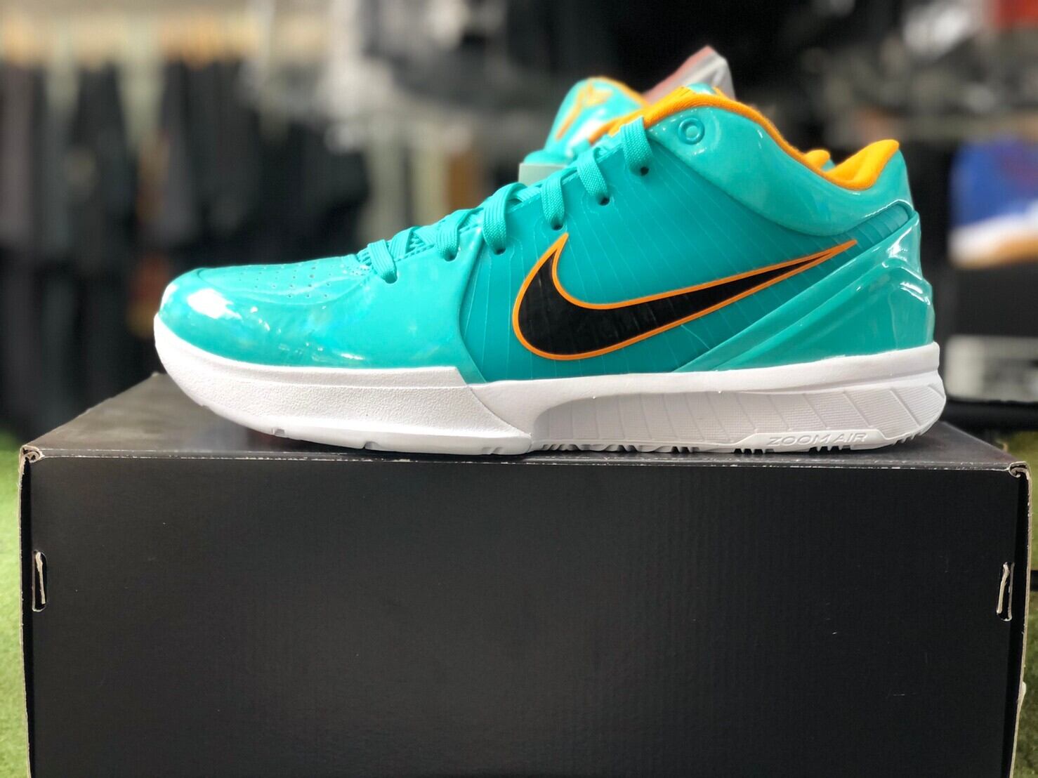 NIKE × UNDEFEATED KOBE 4 PROTRO 27cm CQ3869-300 210II0413 | BRAND 