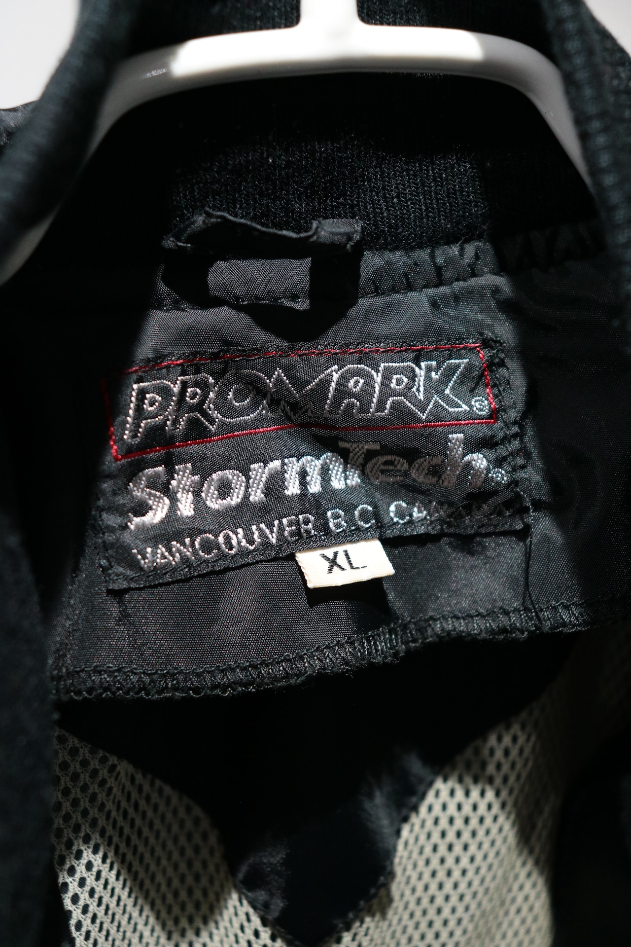 Häagen-Dazs print nylon jacket