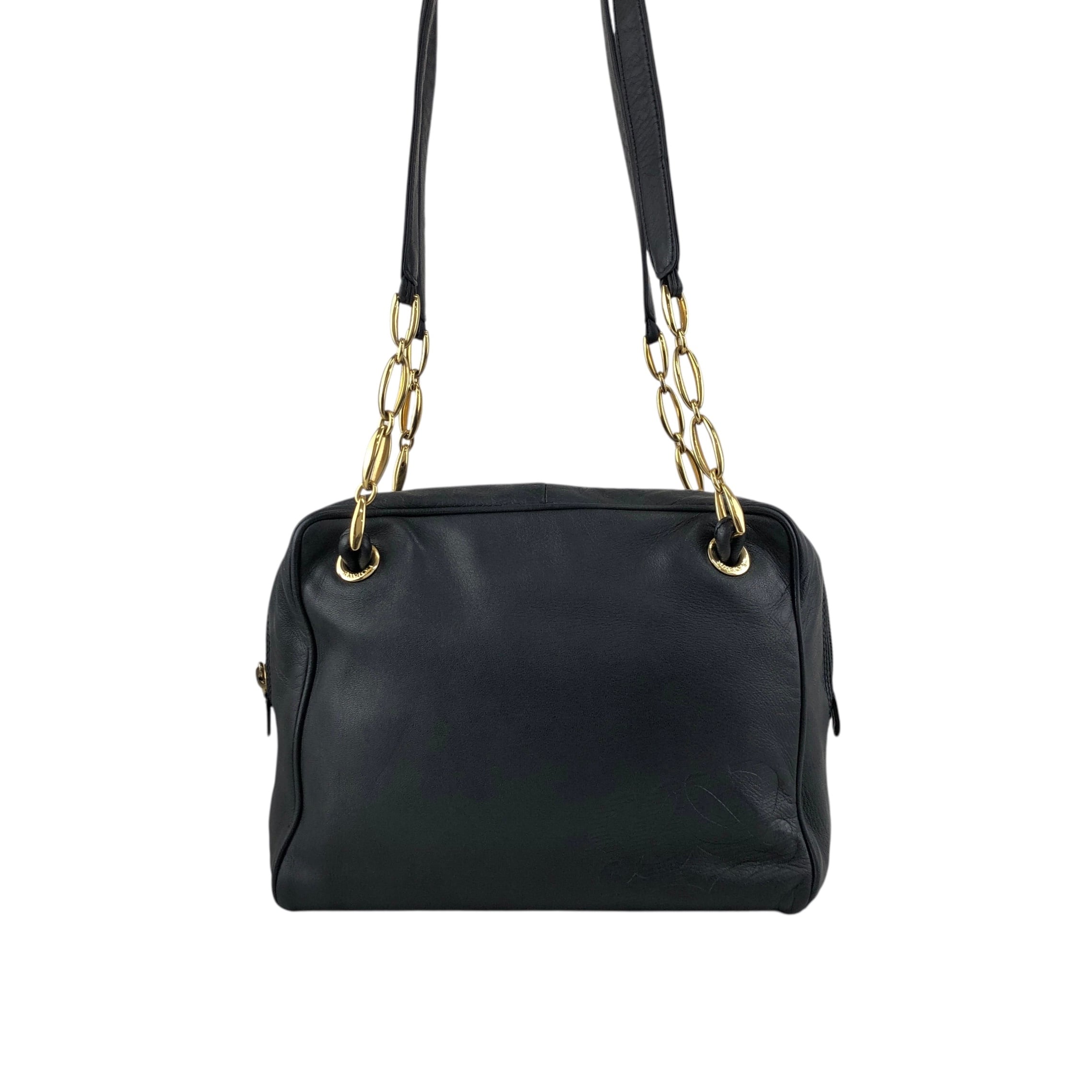 ✨希少 美品✨ロエベ ショルダーバッグ ナッパレザー 2way アナグラム 黒 ✨希少 美品✨ロエベ ショルダーバッグ ナッパレザー アナグラム