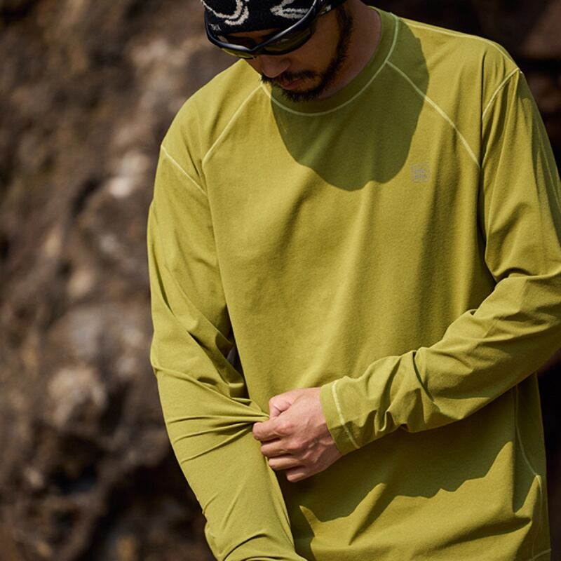 吸湿速乾クルーネックロングスリーブTシャツ A18045