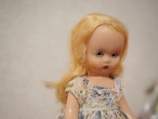 布花帽子と花柄ドレス「Nancy Ann Story Book Doll」(破れあり) 画像11