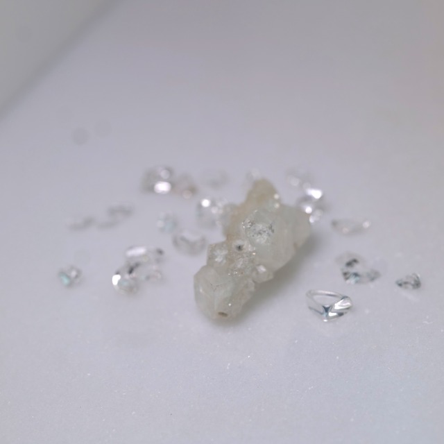 【高次の周波数へと導き、本来の可能性を開花させる】アポフィライト クラスター　G8_3