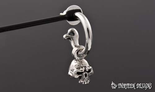 THIRTEENDESIGNS サーティーンデザインズ KE-16 HOOP BONE & TINY SKULL PIERCE