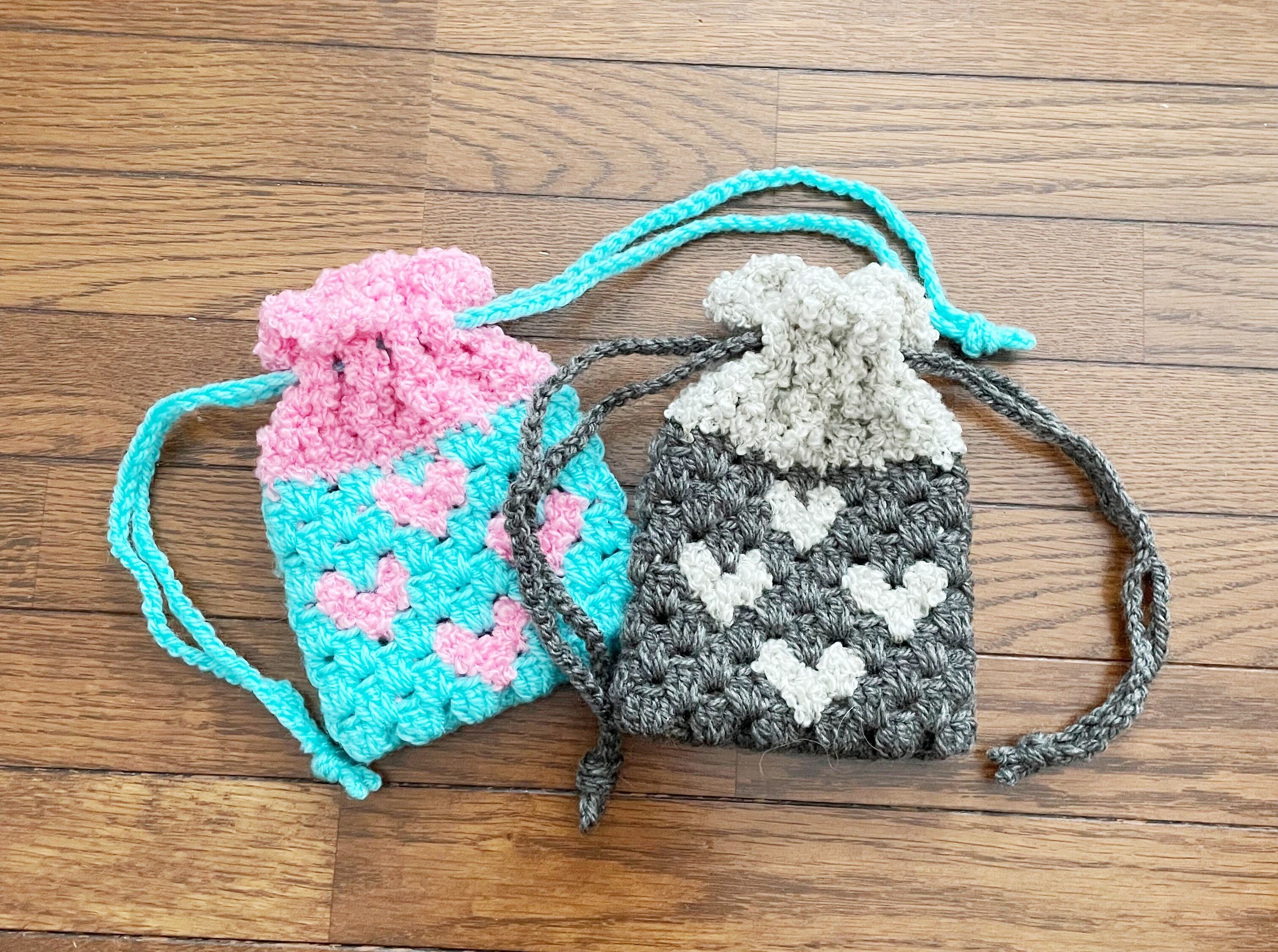 かぎ針編みキット☆ふわもこハート巾着 | Knitting.RayRay（レイレイ）