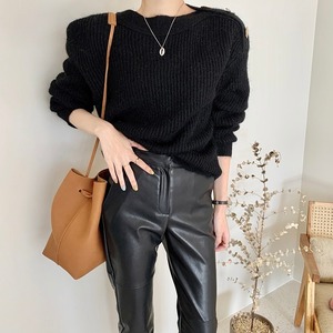 ボトムス パンツ 9分丈 アンクル丈 細身 ストレート ハイウエスト 透け感 シースルー レザー かわいい 大人可愛い きれいめ シンプル 大人 上品 おしゃれ お洒落 かっこいい こなれ感 クール モード系 エレガント モダン 存在感 無地 春 秋 冬 10代 20代 30代 40代 50代 レディース 女性用 デート お出かけ 女子会 休日 イベント ガーデン レストラン ショッピング 韓国系 オルチャン ファッション コーデ スタイル 送料無料 トレンド インスタ映え サイズ S M L ブラック