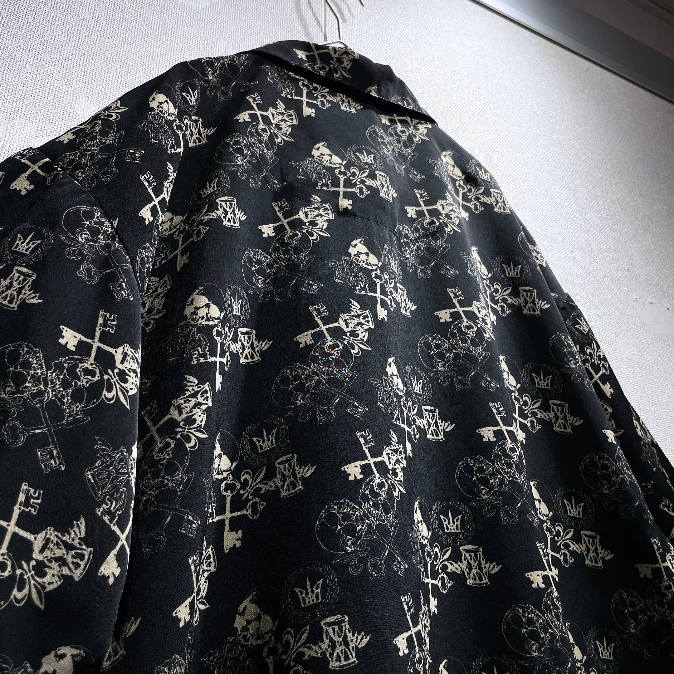Black mode × Gothic pattern Design Drape loose SS open collar shirt