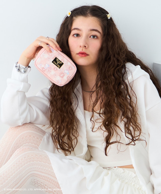 PAUL&JOE ACCESSOIRES × HELLO KITTY : SQUARE POUCH PJKT-P002