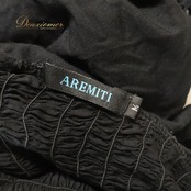 フラダンス 衣装 AREMITI アレミティ トップス カットソー ブラック系 黒 真っ黒 無地 シンプル ハワイアン アロハ フラ ダンス レッスン 練習 ハワイアンダンス デザインカット フリル かわいい おしゃれ 上品 華やか 大人っぽい 練習着 ダンス衣装 レッスンウェア