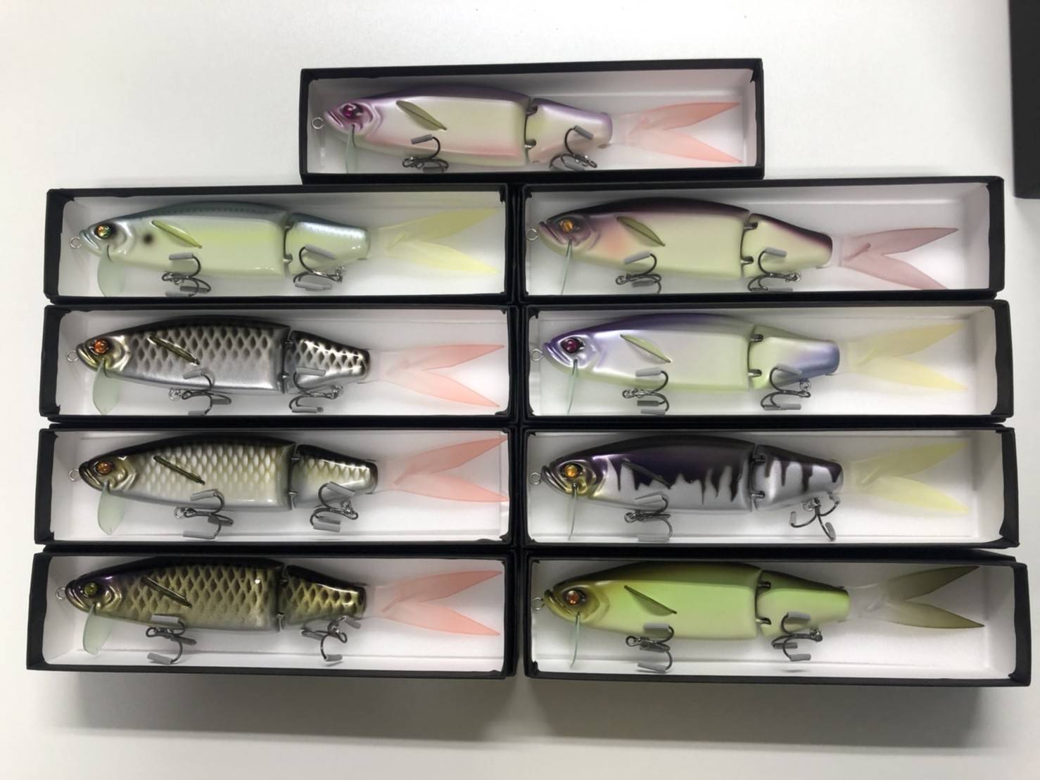 【限定カラー】【未開封新品】トビキチ　マットイリス BOMBADA トビキチ 22春限定色 | 千成屋