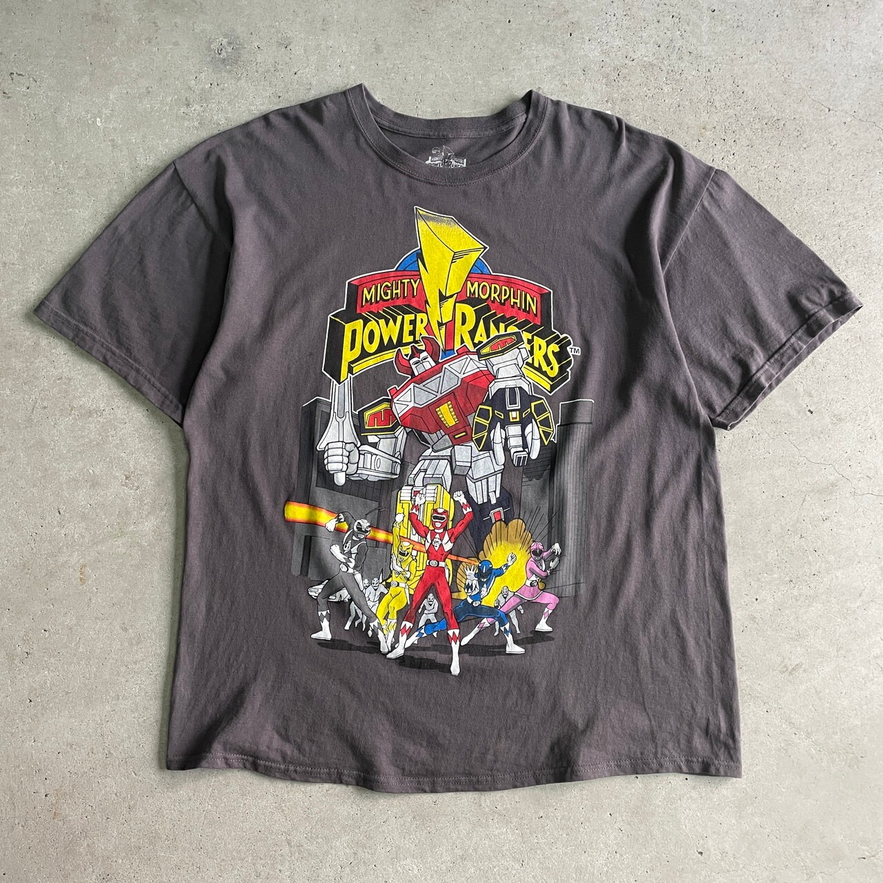 マイティ・モーフィン パワーレンジャー キャラクタープリント Tシャツ 