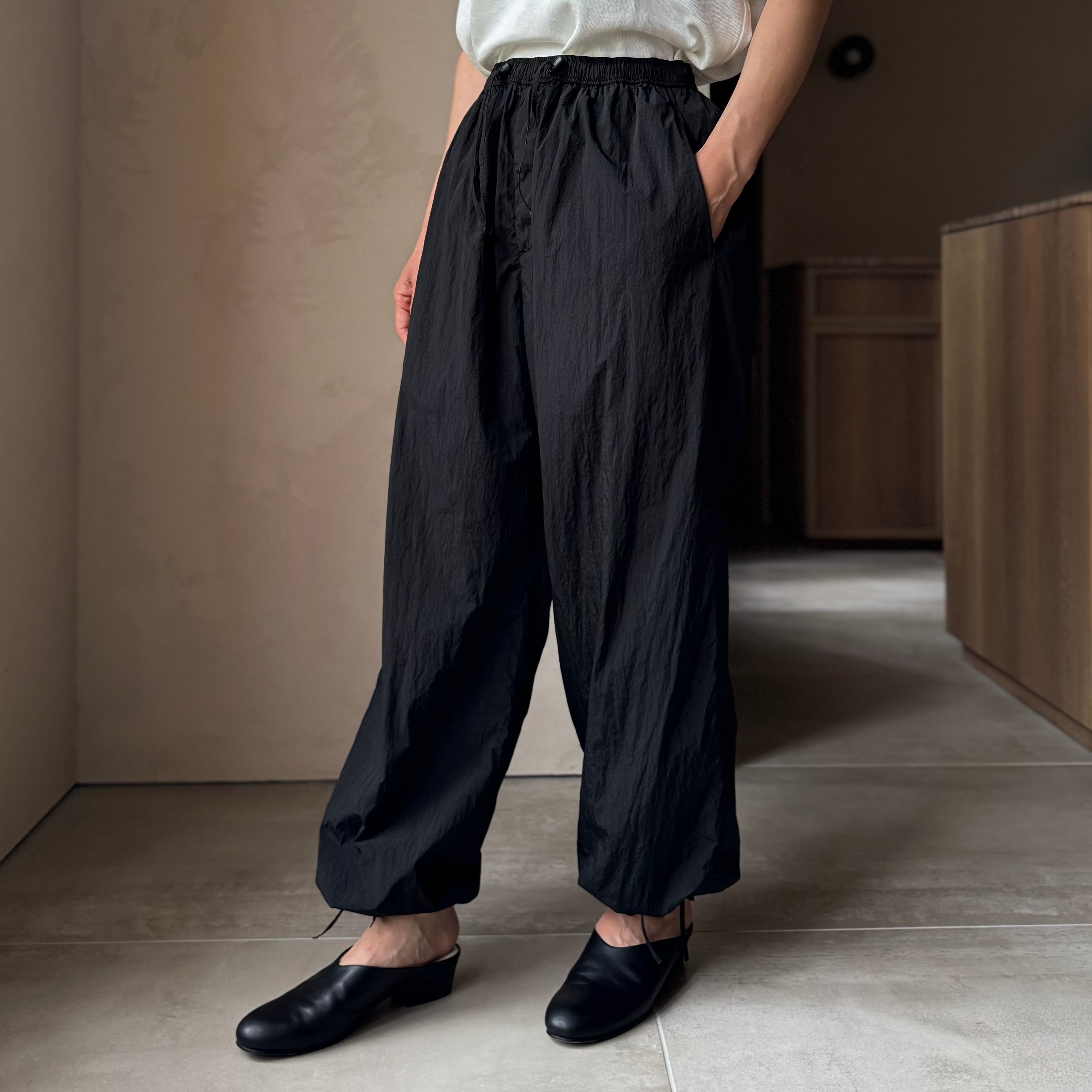 ATON|HAND DYED NYLON UTILITY PANTS