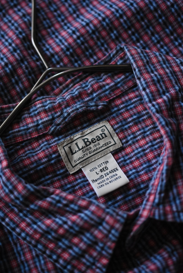 OK/00's "L.L.Bean" seersucker check shirt.