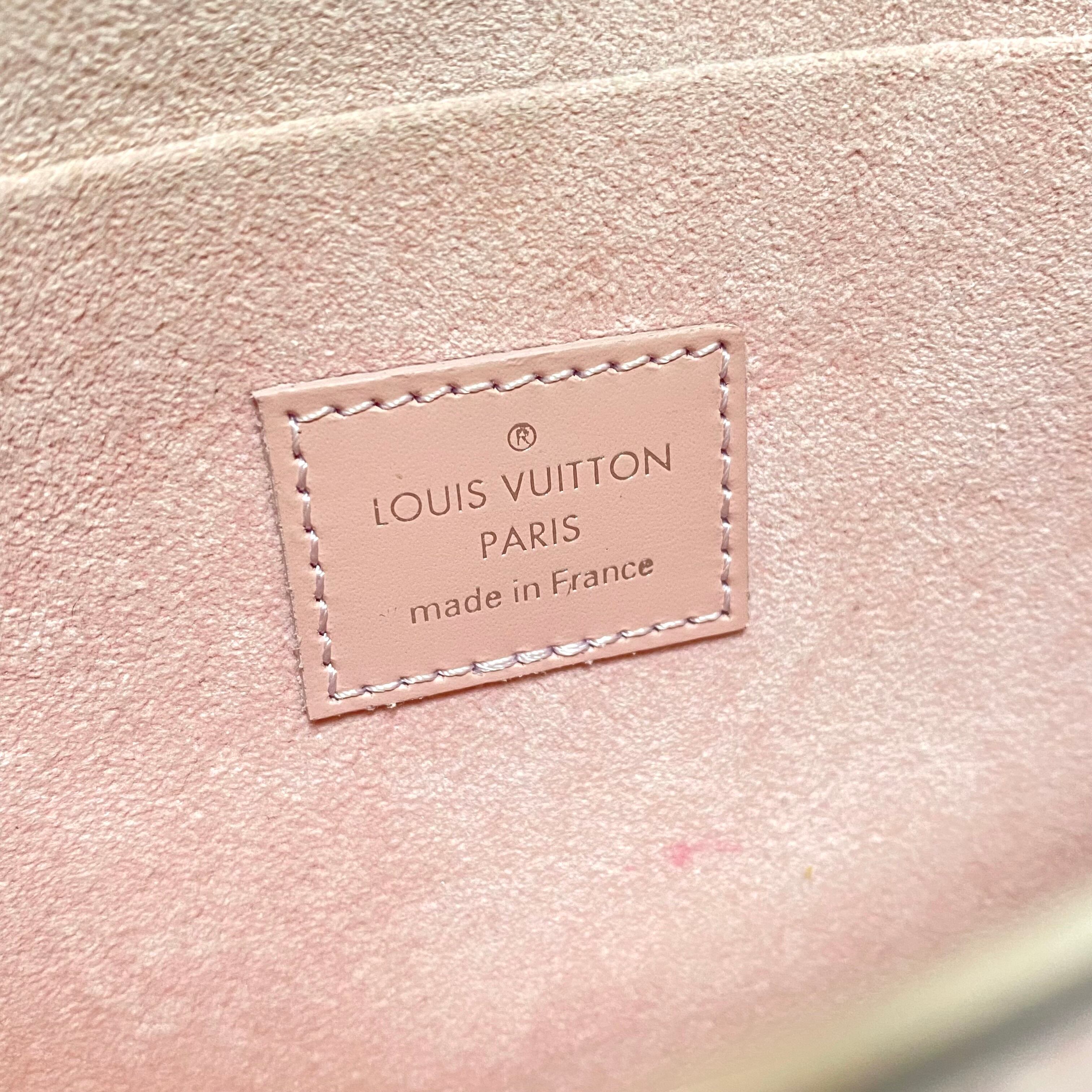 LOUIS VUITTON PARIS made in Franceピンク