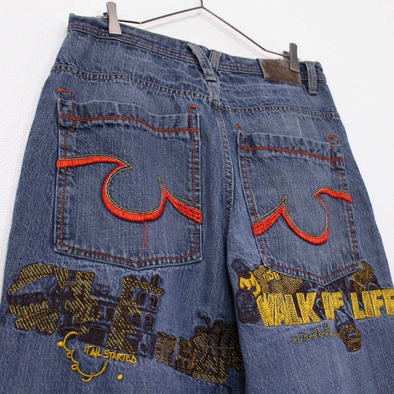 Caka act2】Special Embroidery Loose Baggy Denim Pants | Caka