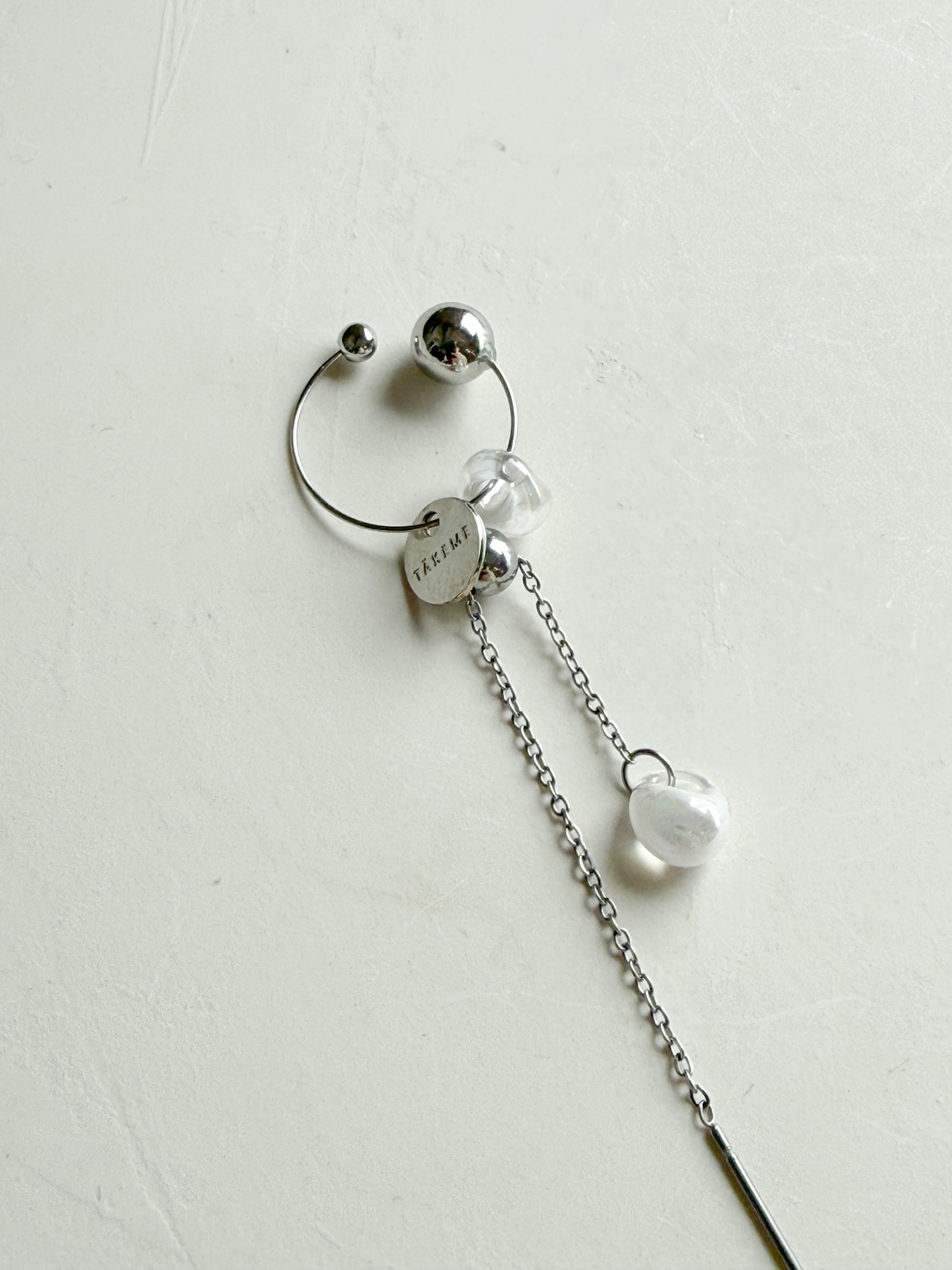 感動イヤーカフ/ white B