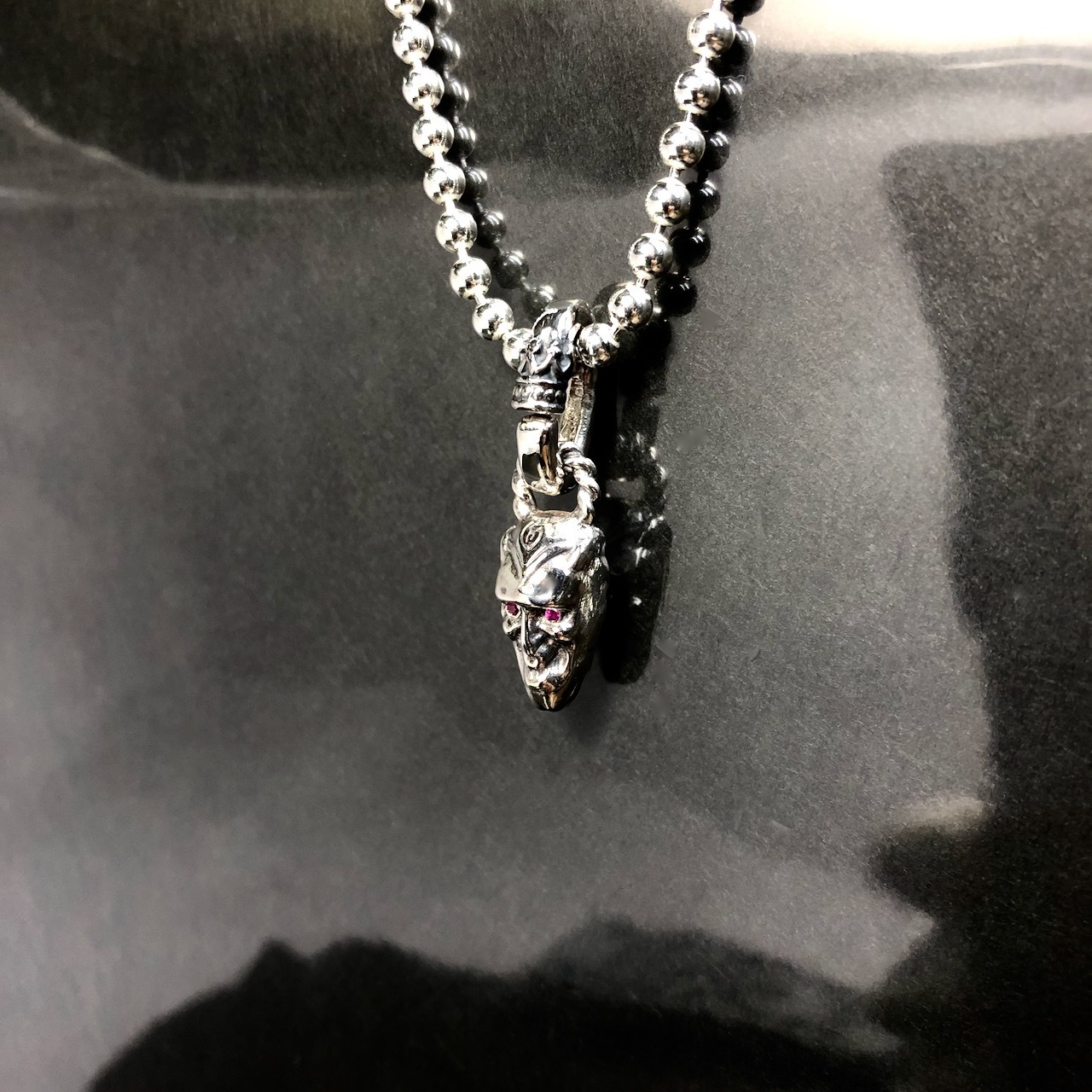 SATAN BALL with RUBY PENDANT / サタンボールペンダント・ルビーアイズ