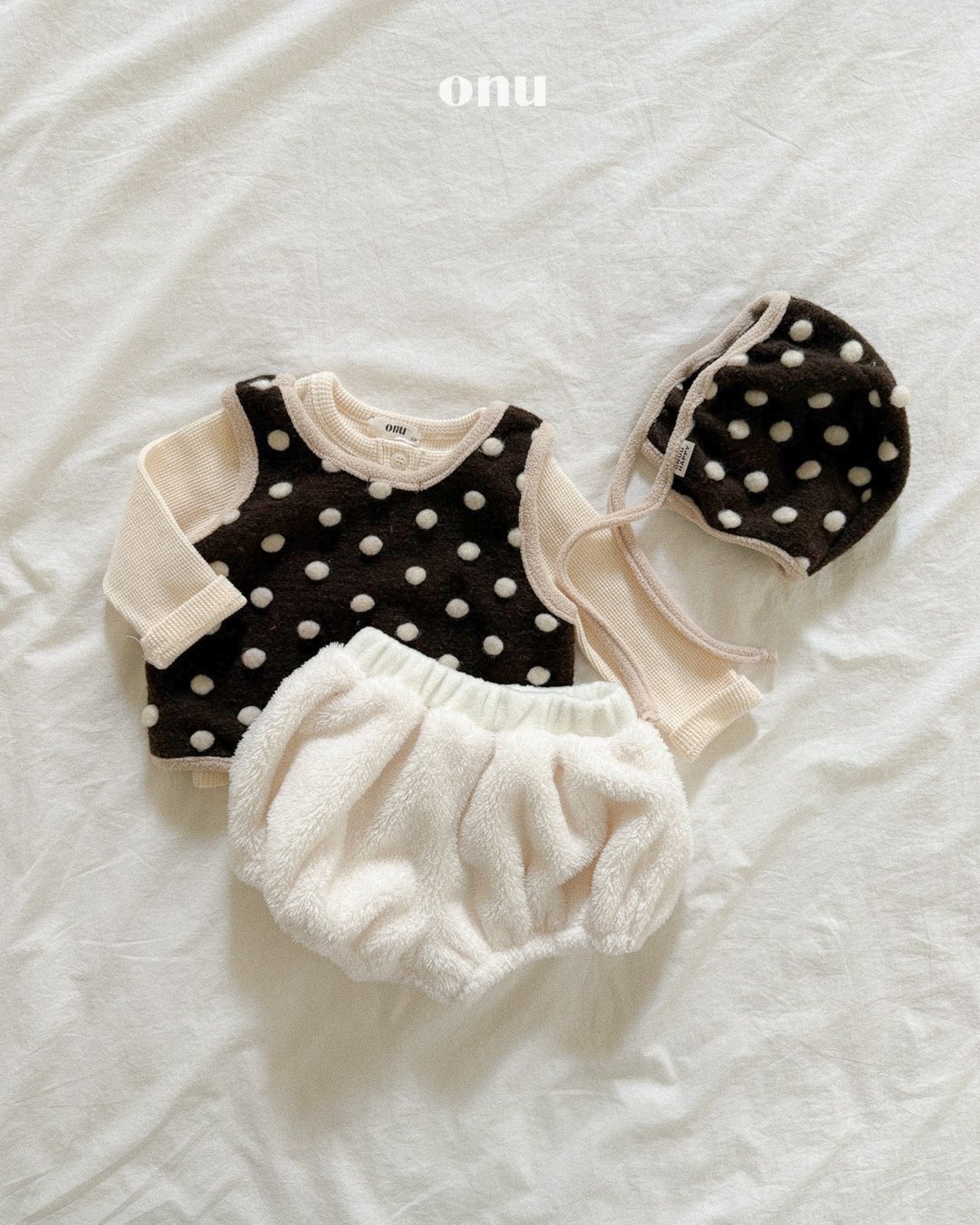 ONU［取寄］wool pompom vest 26winter