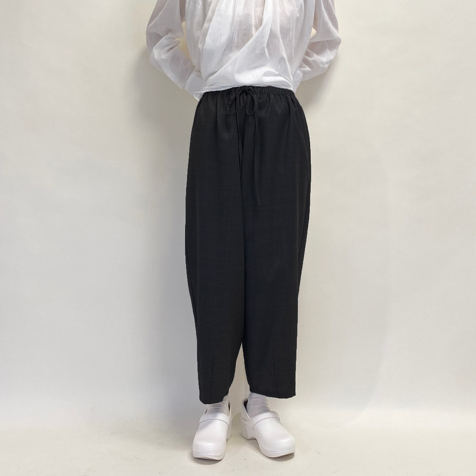 裾ダーツパンツ（P26） | naocono