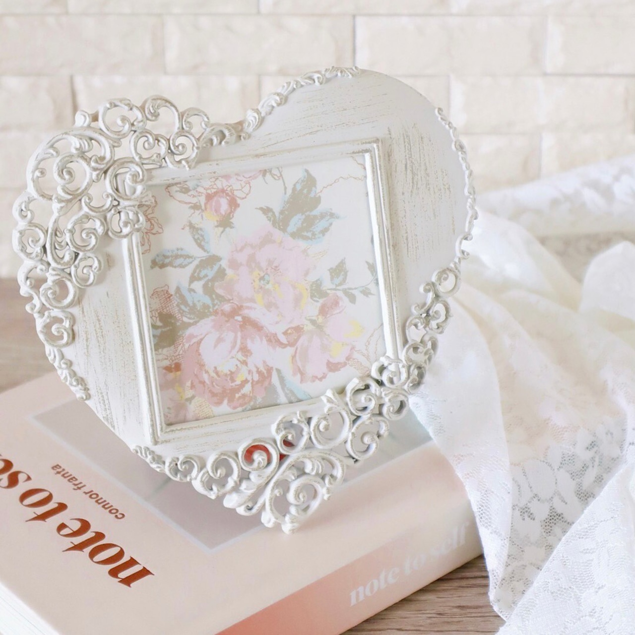 Heart lace photo frame / ハートレースフォトフレーム | BONNE CHANCE