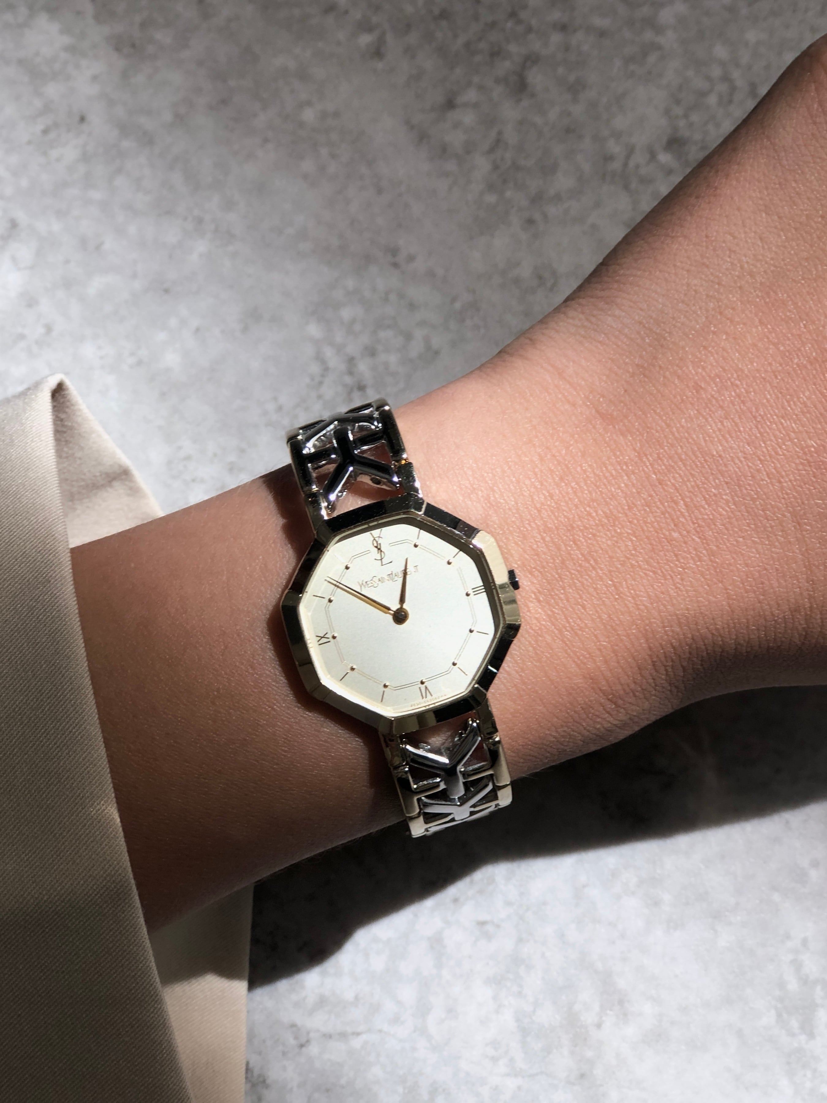 Yves Saint Laurent イヴ・サンローラン 腕時計 シルバー ゴールド