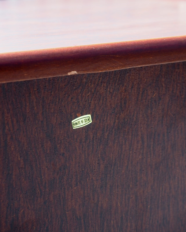 Wooden magazine rack with casters made in taiwan