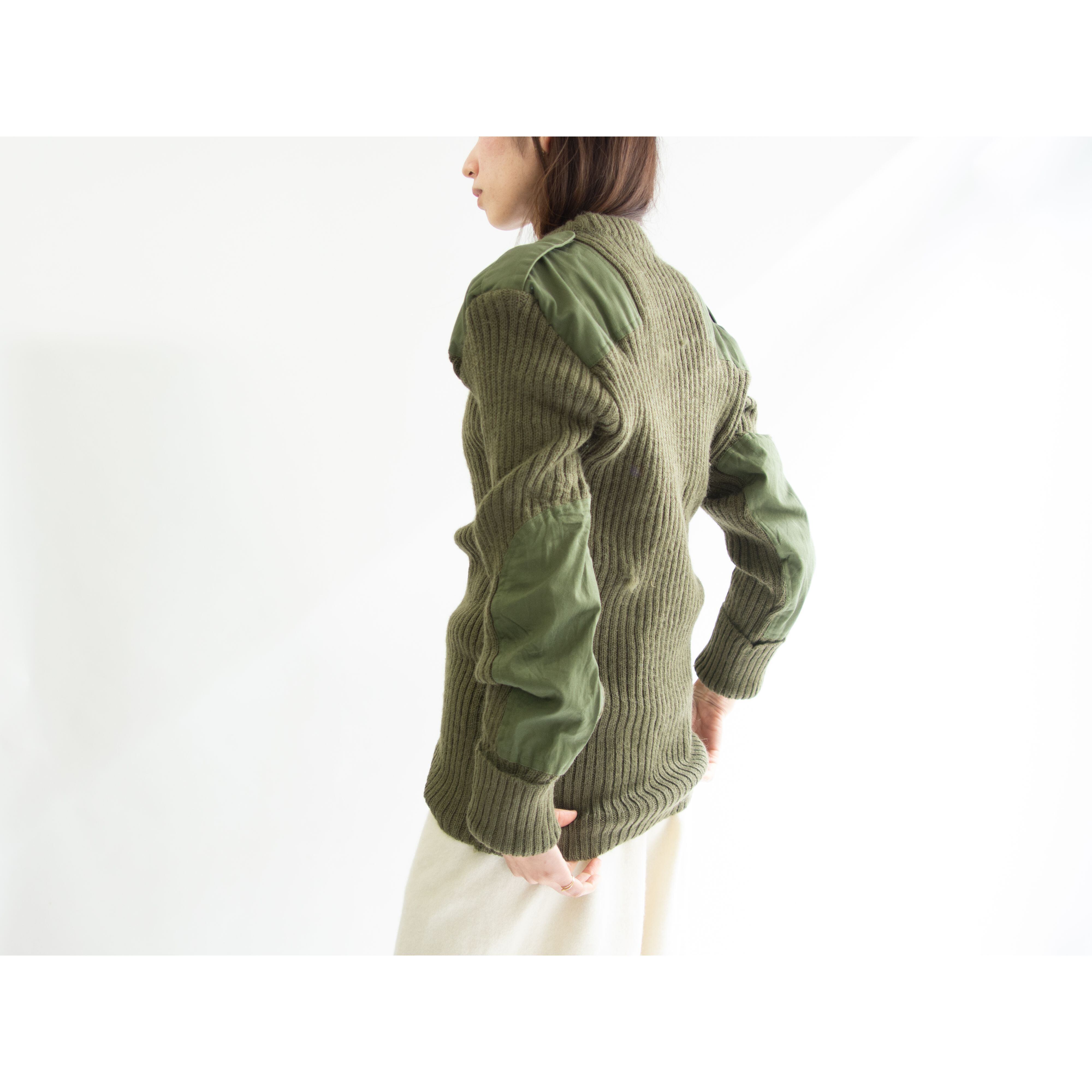 British Army】90's Jersey man's heavy olive round neck（イギリス軍