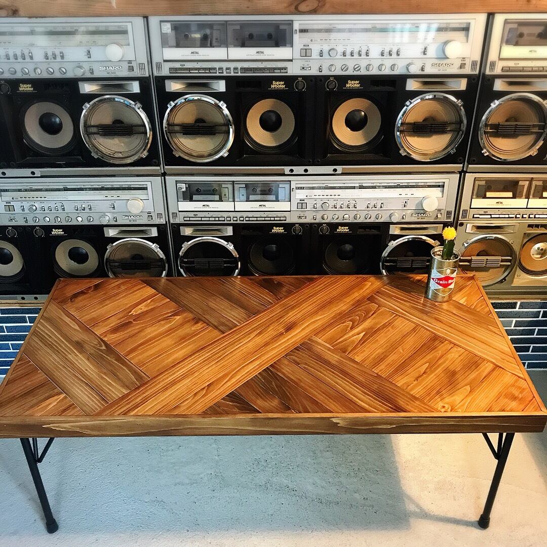 ヘリンボーン ローテーブル | Flathouse Custom Furniture ヘリンボーン ローテーブル | Flathouse Custom Furniture