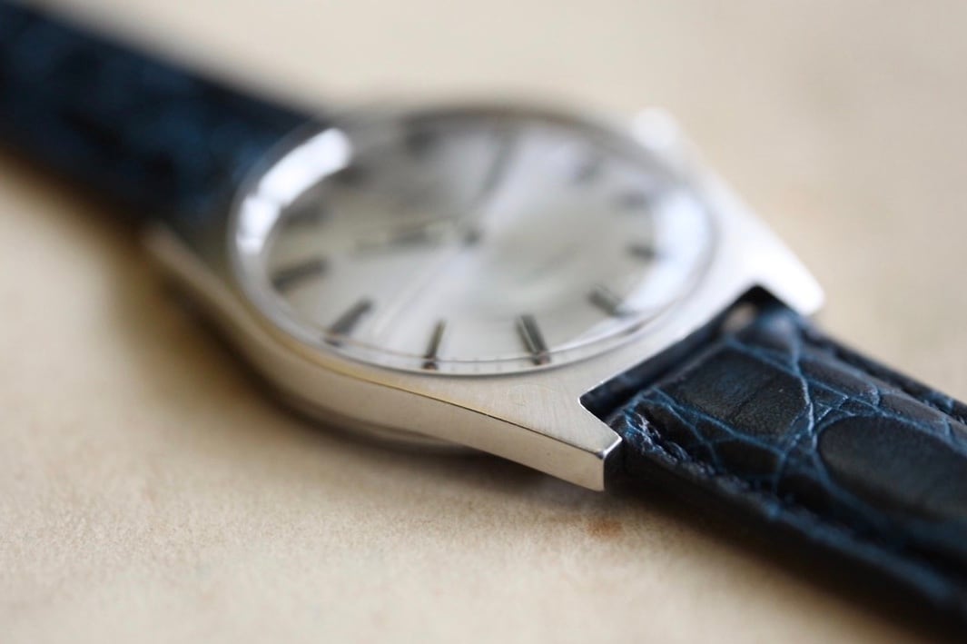 OMEGA】 1970's ジュネーブ トノーケース 手巻き式 トリチウム仕様 OH