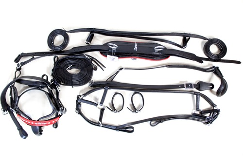 馬車用品　馬装一式　黒　馬具　【HHI01-1805241505】