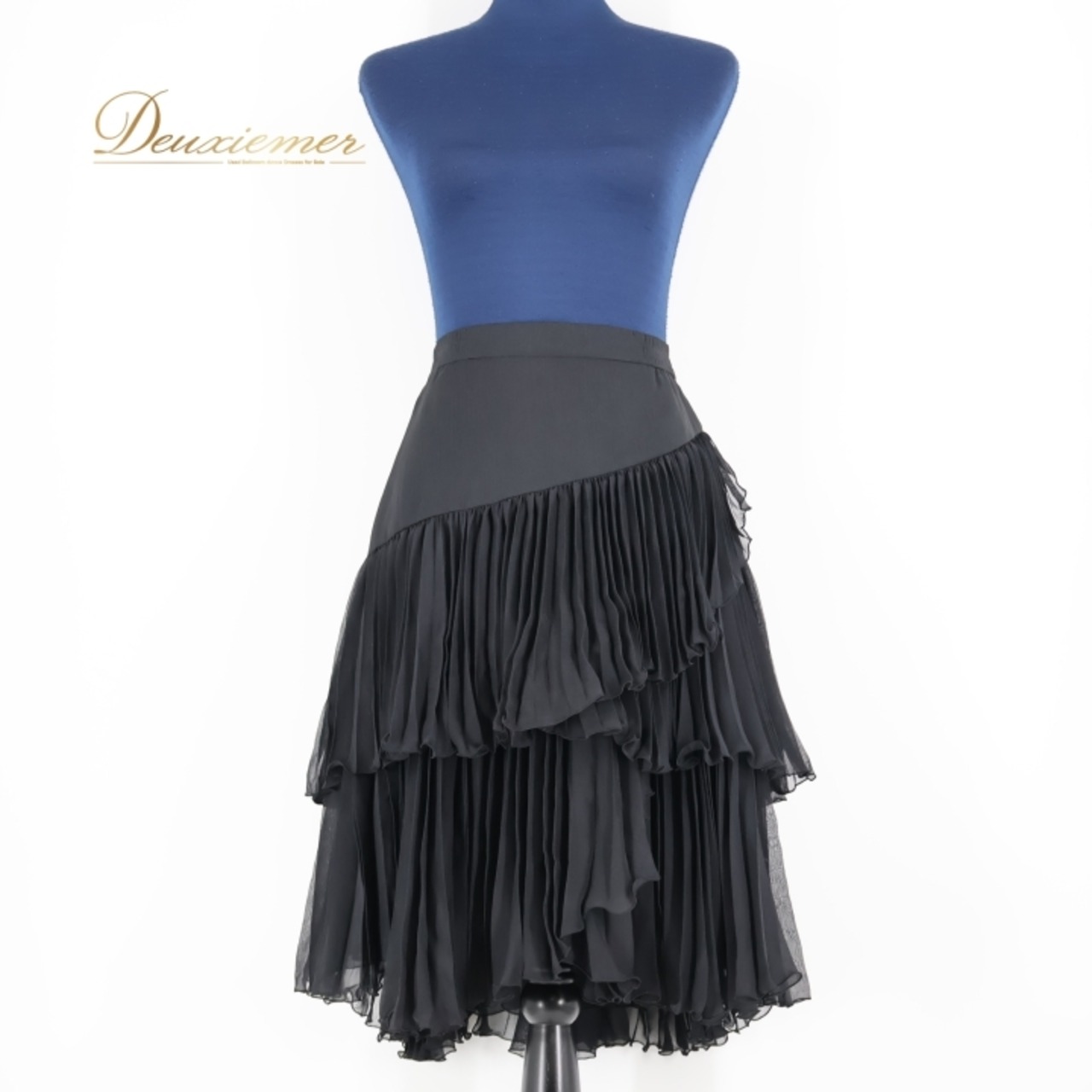 社交ダンス 衣装 スカート チャコット Chacott ブラック系 無地 プリーツ フリル 黒 シンプル 日本製 ひざ丈 上品 かわいい レッスン 練習 オールブラック 華やか ダンス衣装