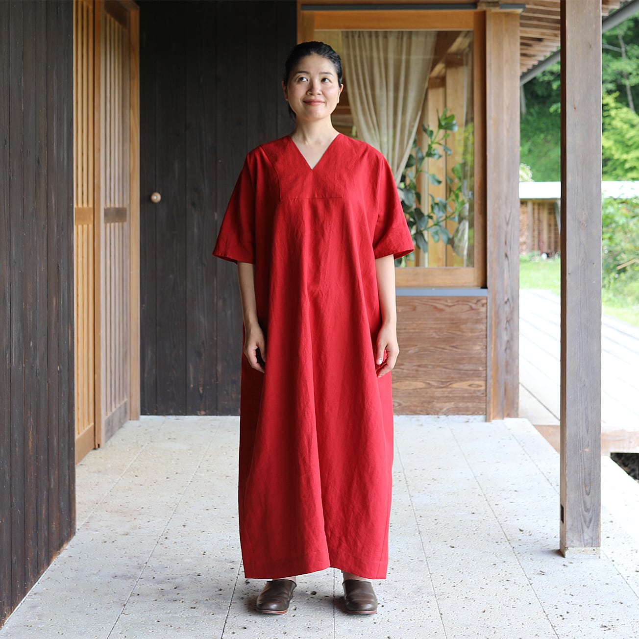 えみおわすワンピース えみおわす ワンピース えみおわす リネンの丸首