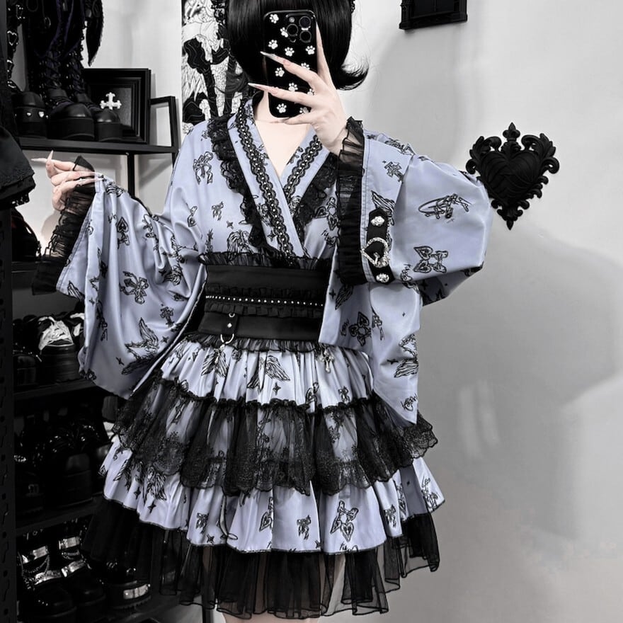 美品 タイトリスト セットアップ 長袖シャツ スカート L M星柄 白 黒 美品 タイトリスト セットアップ 長袖シャツ スカート L M星柄 白 黒