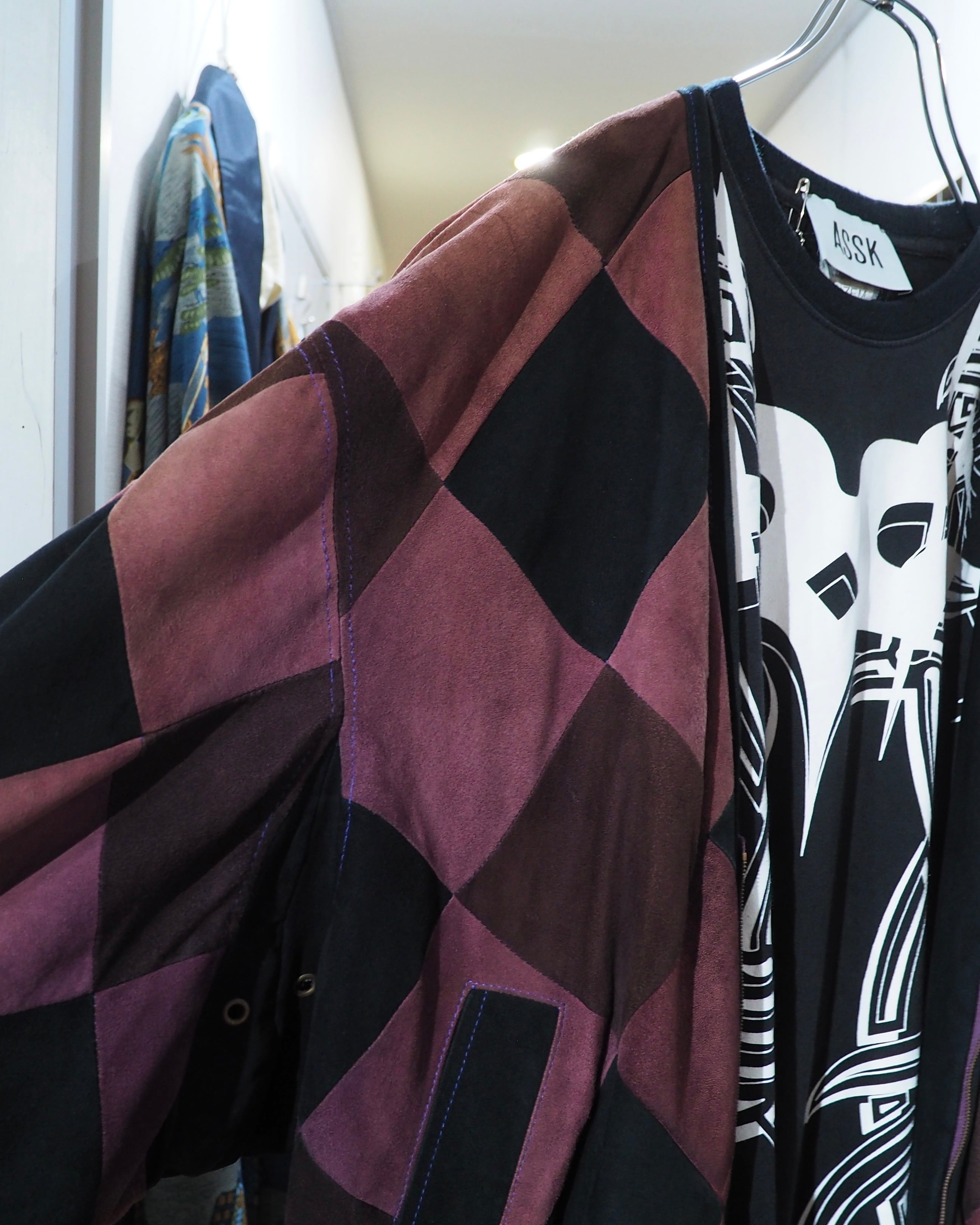 " ASSK - 捻れ " Tribal pattern printed SS Tee