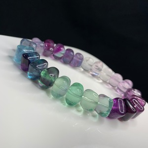 b150 グラデーションスクエアフローライトブレスレット