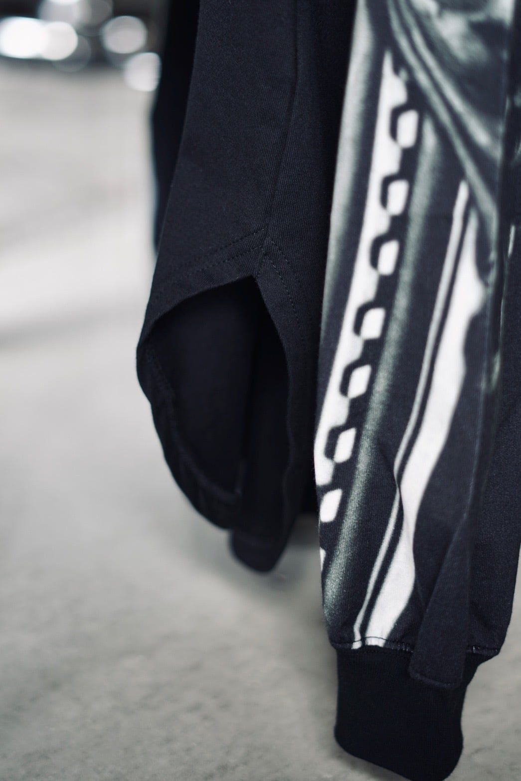 Mediam / Memories Sleeve Rib Long Tee ( White , Black ) | JUQUI Online
