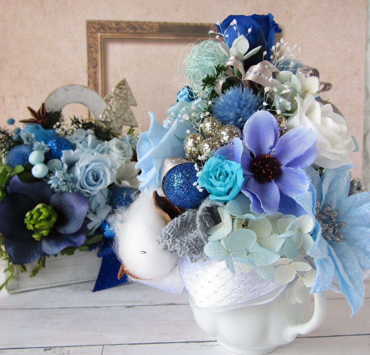 ティーカップの魔法♪青い花のお菓子のようなクリスマスツリー